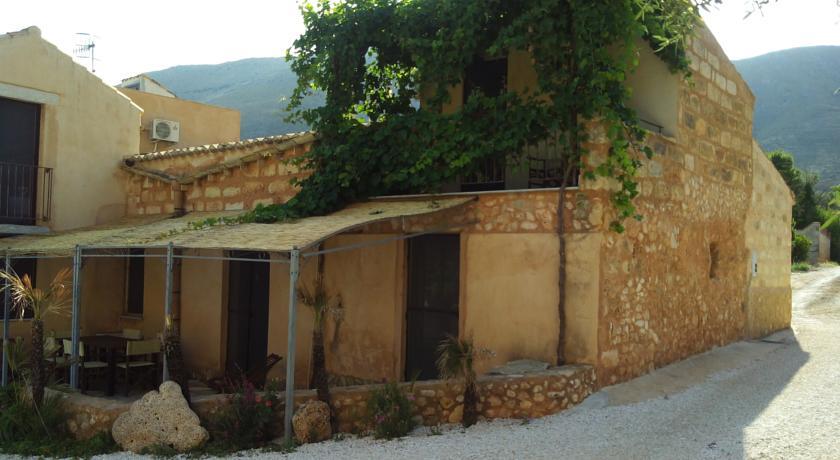 Baglio Poma Villa Castelluzzo Buitenkant foto
